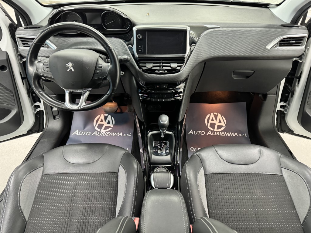 Peugeot 2008 BLUEHDI 120 CV EAT6 ALLURE GRIP CONTROL